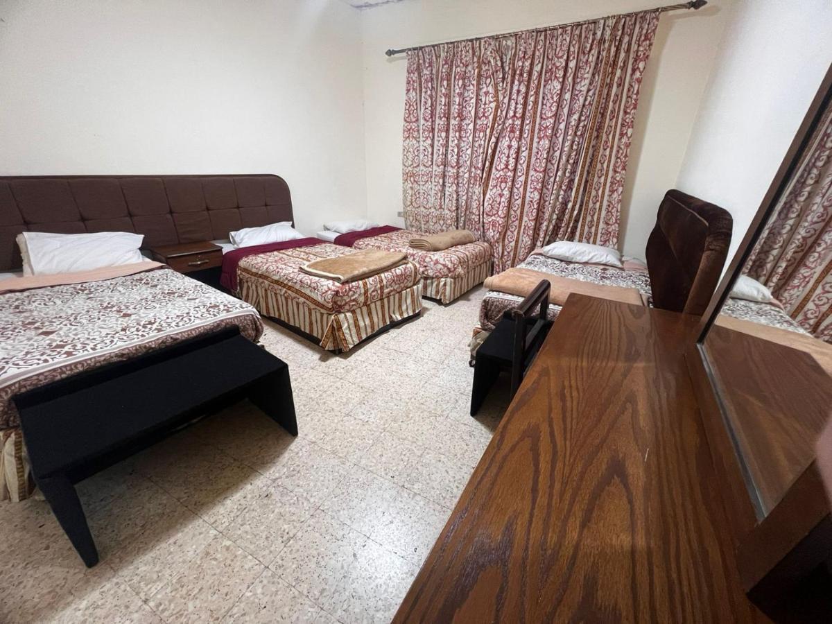 Hostel Student House Madaba Zewnętrze zdjęcie
